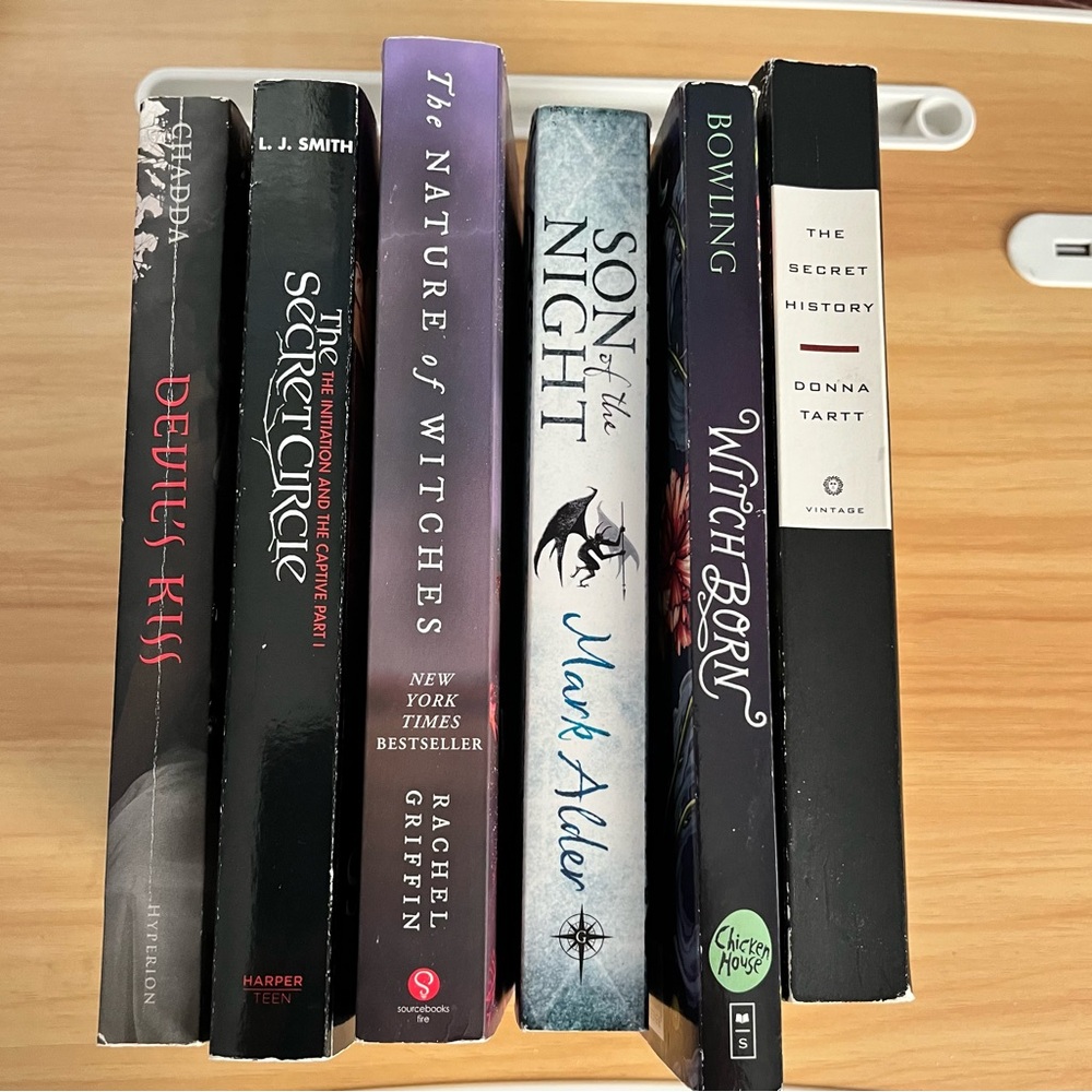 Witch & Dark Academia Paperback Book Bundle (6 Books)